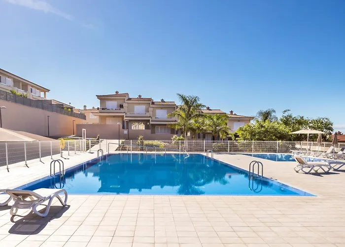 Little - Private Pool Apartman